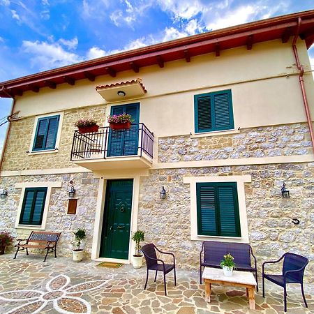 Bed and Breakfast La Casa Di Nonna Tella Lenola Exterior foto