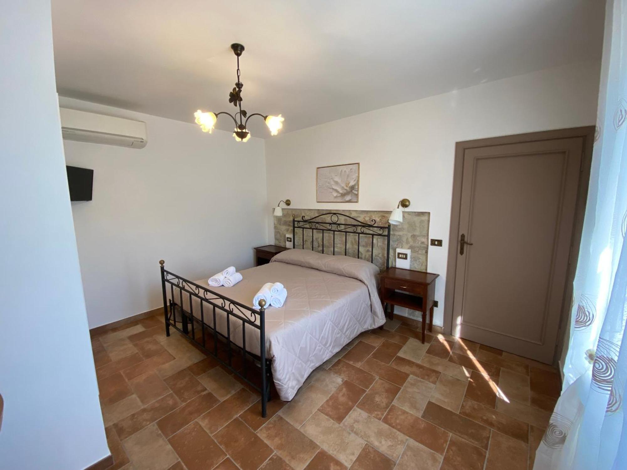 Bed and Breakfast La Casa Di Nonna Tella Lenola Exterior foto