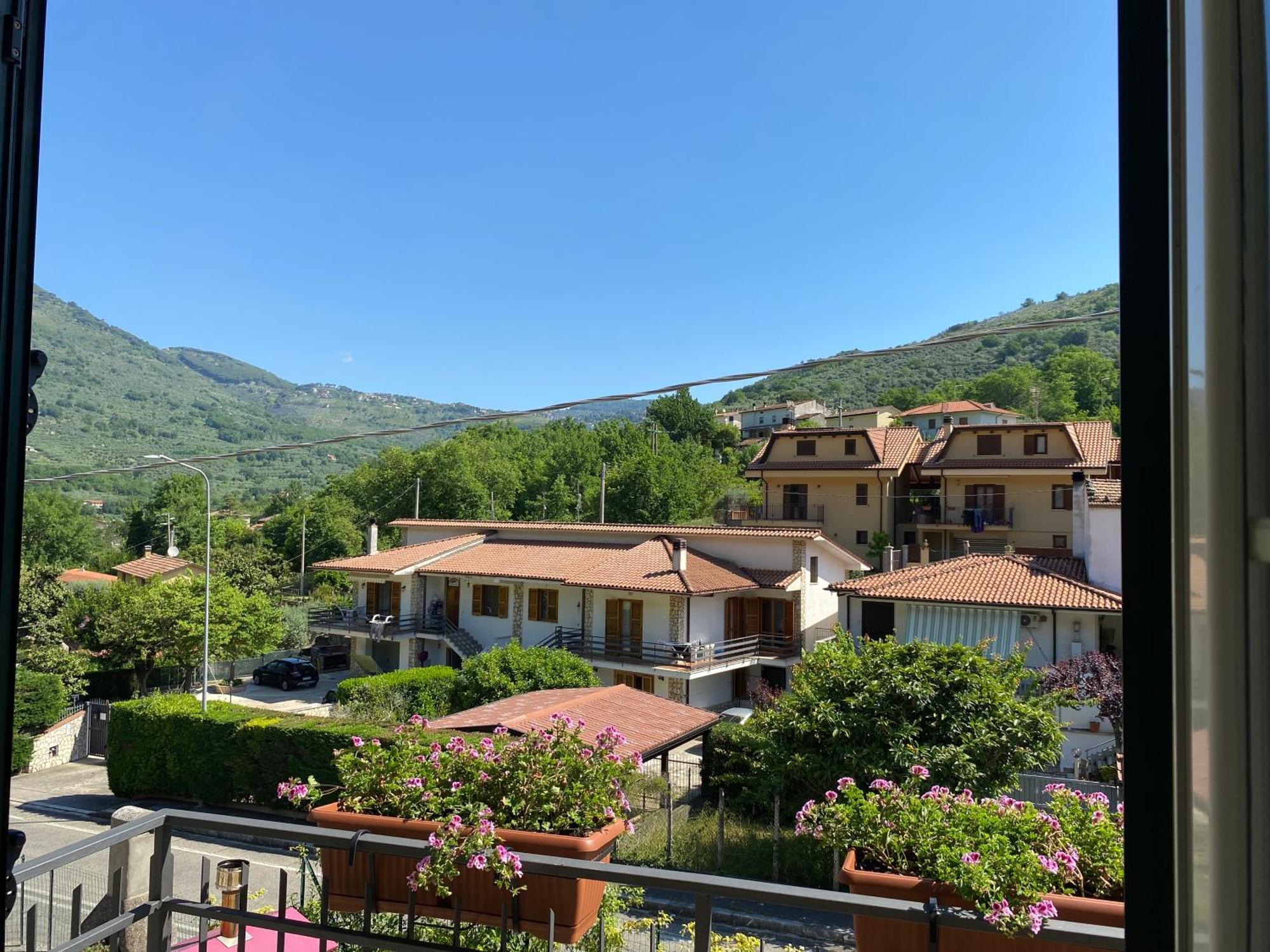 Bed and Breakfast La Casa Di Nonna Tella Lenola Exterior foto